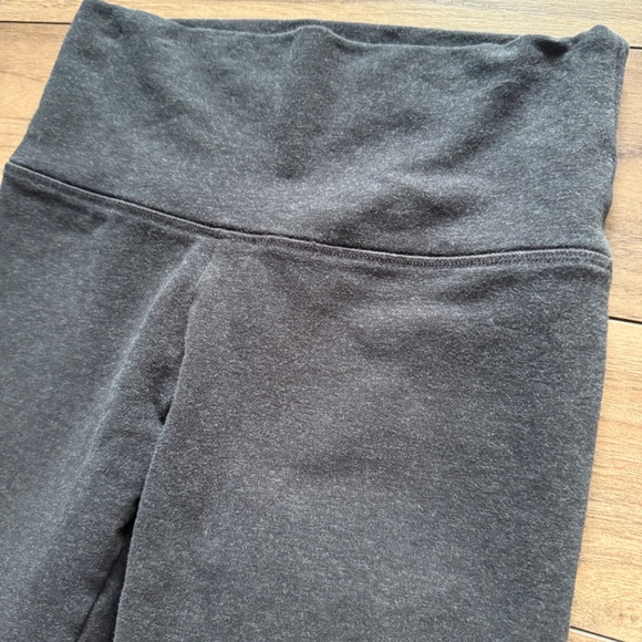 TNA Cozy™ High-Rise Leggings | Size XS | Charcoal Grey - Picture 3 of 5